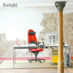 Startbild Kontakt: der Schreibtisch